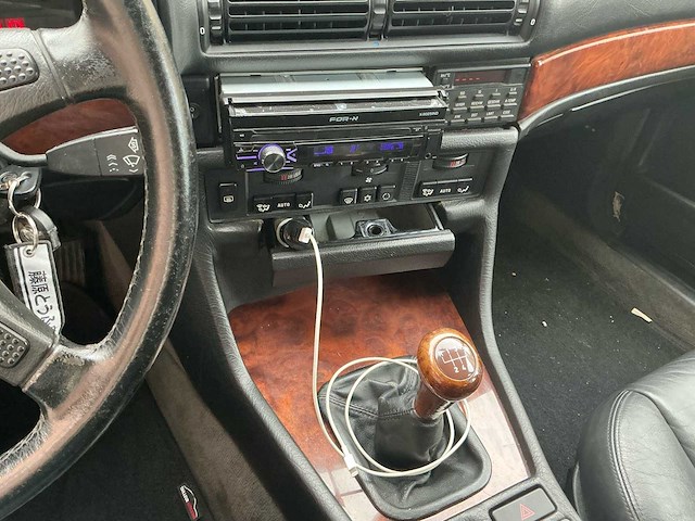 Bmw 735 i 735i oldtimer - afbeelding 6 van  29