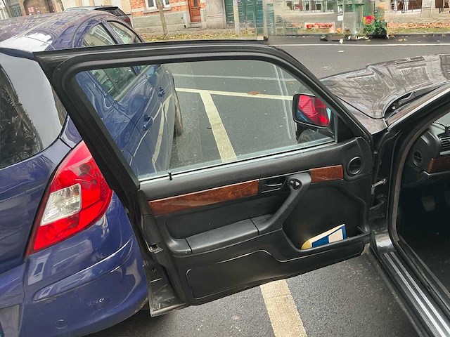 Bmw 735 i 735i oldtimer - afbeelding 8 van  29