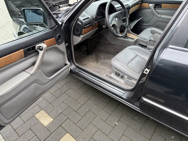 Bmw 735i, 1988 - afbeelding 27 van  27