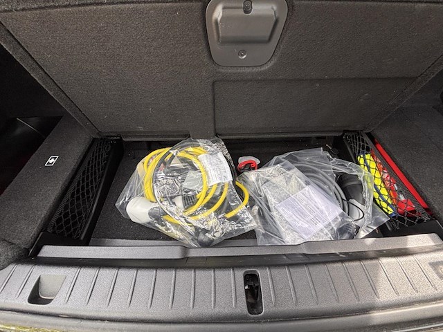 Bmw 745e, 2022 - afbeelding 18 van  37