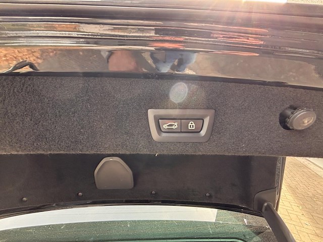 Bmw 745e, 2022 - afbeelding 19 van  37