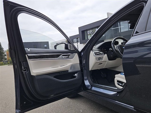 Bmw 750 ld xdrive, 2020 - afbeelding 32 van  46