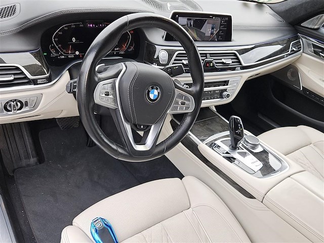Bmw 750 ld xdrive, 2020 - afbeelding 33 van  46