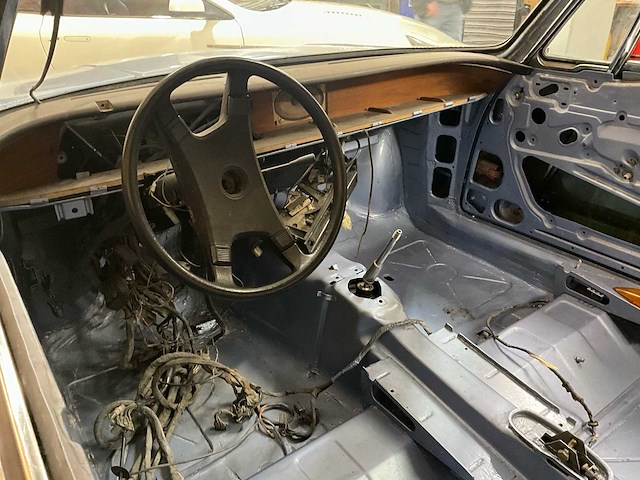 Bmw classic car - afbeelding 2 van  43