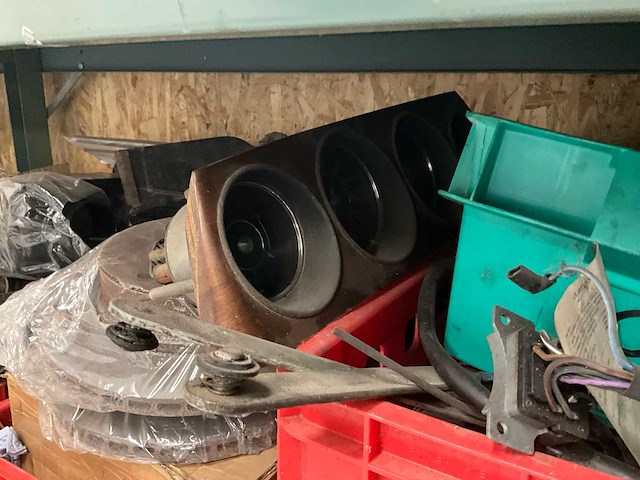 Bmw classic car - afbeelding 32 van  43