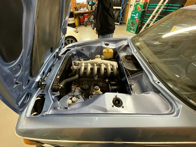 Bmw classic car - afbeelding 8 van  32