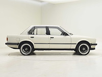 Bmw e30 316 - afbeelding 23 van  32