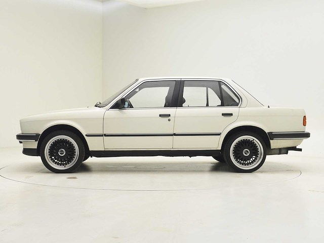 Bmw e30 316 - afbeelding 27 van  32