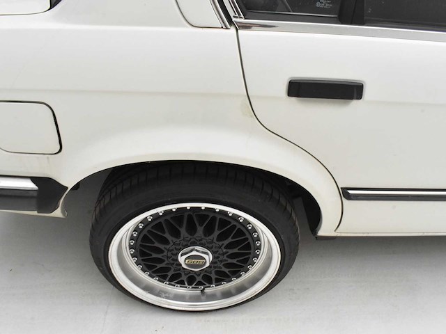 Bmw e30 316 - afbeelding 16 van  32