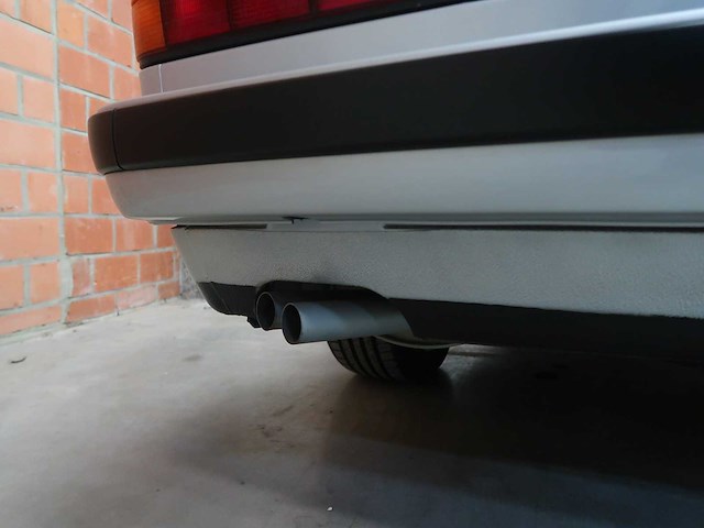 Bmw e30 320 cabriolet - afbeelding 2 van  63