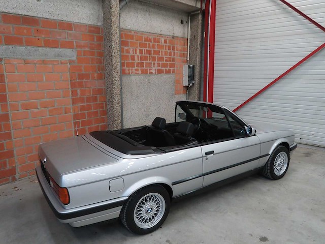 Bmw e30 320 cabriolet - afbeelding 25 van  63