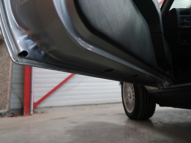 Bmw e30 320 cabriolet - afbeelding 30 van  63