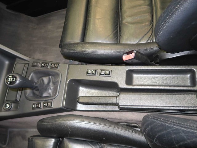 Bmw e30 320 cabriolet - afbeelding 42 van  63