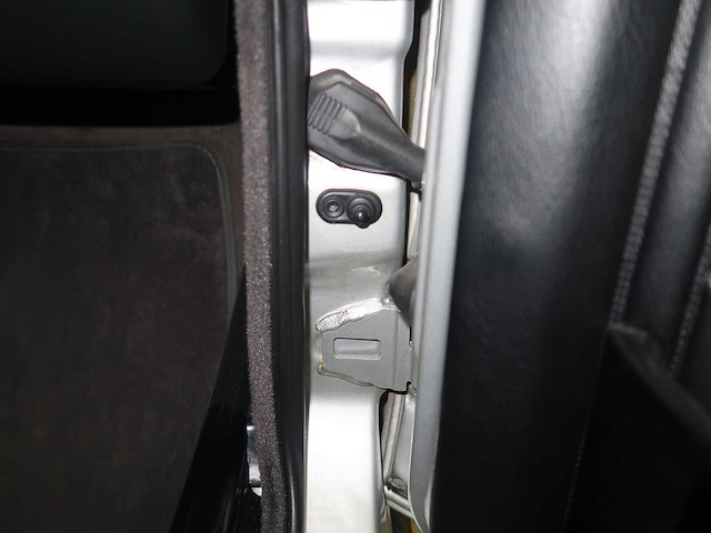 Bmw e30 320 cabriolet - afbeelding 50 van  63