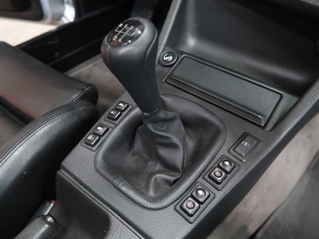 Bmw e30 320 cabriolet - afbeelding 55 van  63