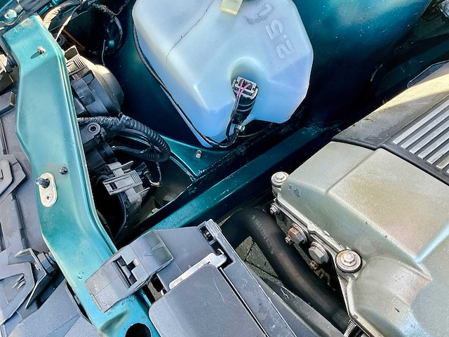 Bmw e36 320i cabrio (hardtop) - lage km en nette staat - afbeelding 8 van  38