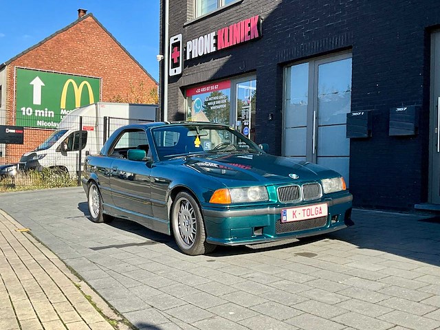 Bmw e36 320i cabrio (hardtop) - lage km en nette staat - afbeelding 12 van  38
