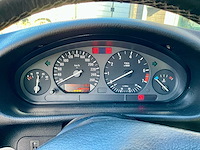 Bmw e36 320i cabrio (hardtop) - lage km en nette staat - afbeelding 17 van  38