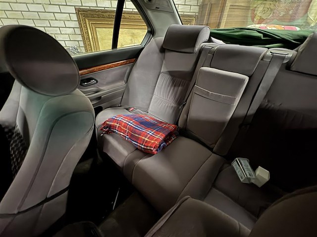 Bmw e38 730i v8 - afbeelding 2 van  16