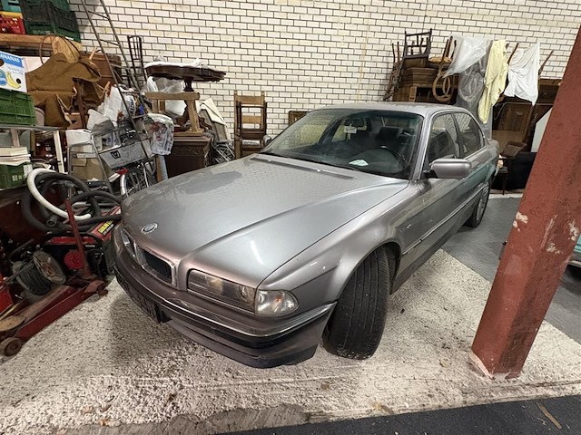Bmw e38 730i v8 - afbeelding 1 van  16