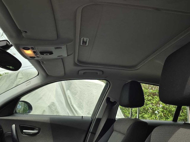 Bmw e87 116i auto 2005 - afbeelding 14 van  14