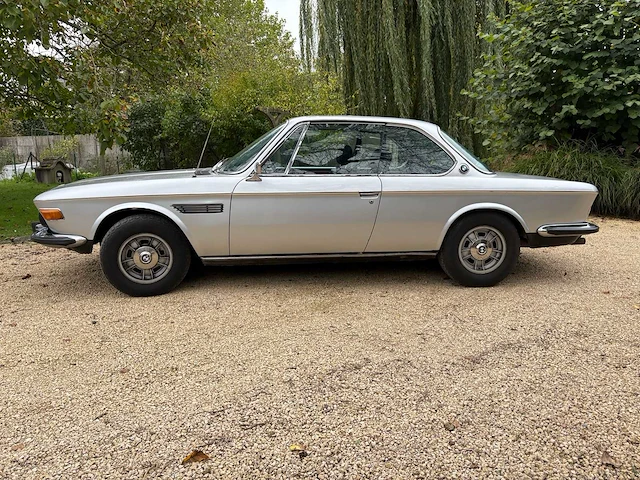 Bmw e9 3.0 cs oldtimer - afbeelding 12 van  36