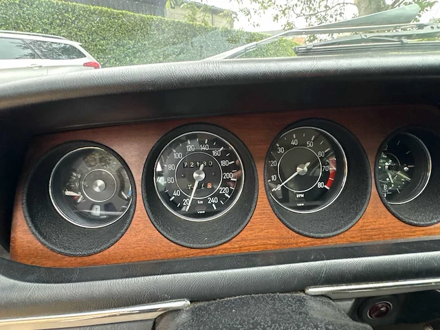 Bmw e9 3.0 cs oldtimer - afbeelding 3 van  36