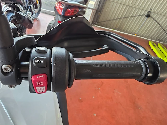 Bmw f750 gs 2021 - afbeelding 10 van  22