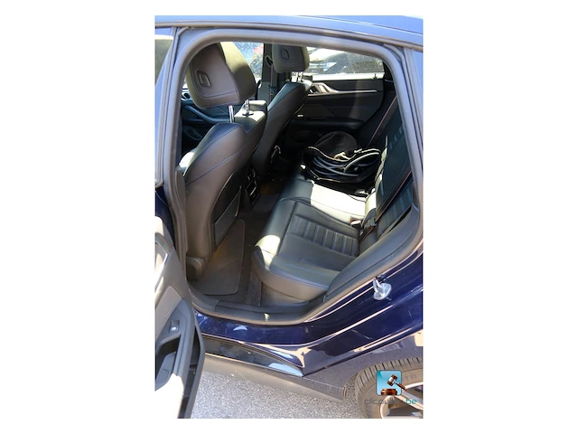 Bmw i4 edrive40 - afbeelding 19 van  59