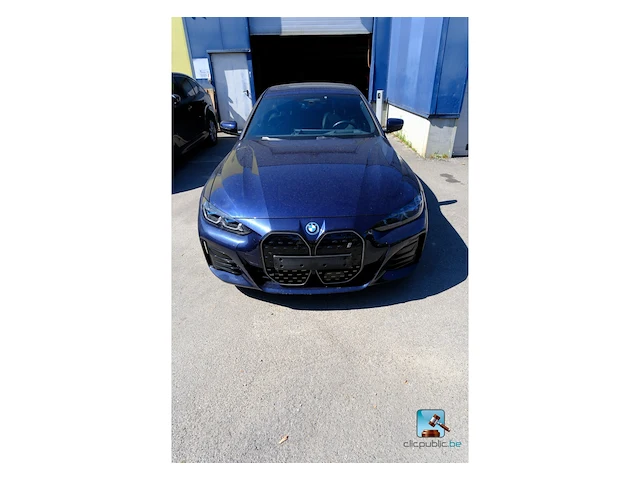 Bmw i4 edrive40 - afbeelding 12 van  59