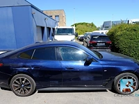 Bmw i4 edrive40 - afbeelding 34 van  59