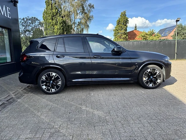 Bmw ix3, 2022 - afbeelding 33 van  38