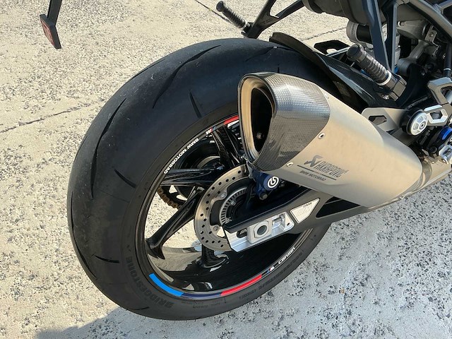 Bmw m 1000 r competition motorfiets - afbeelding 21 van  44