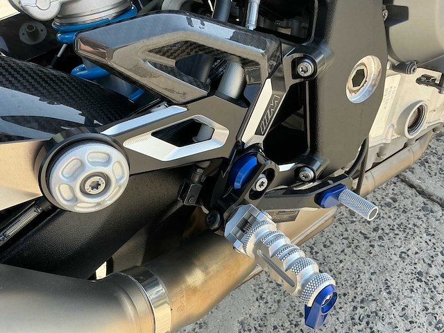 Bmw m 1000 r competition motorfiets - afbeelding 36 van  44