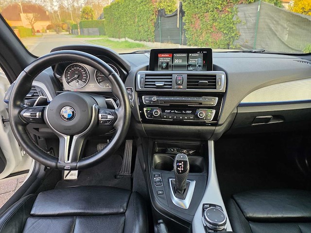 Bmw m135i lci auto 2016 - afbeelding 2 van  18