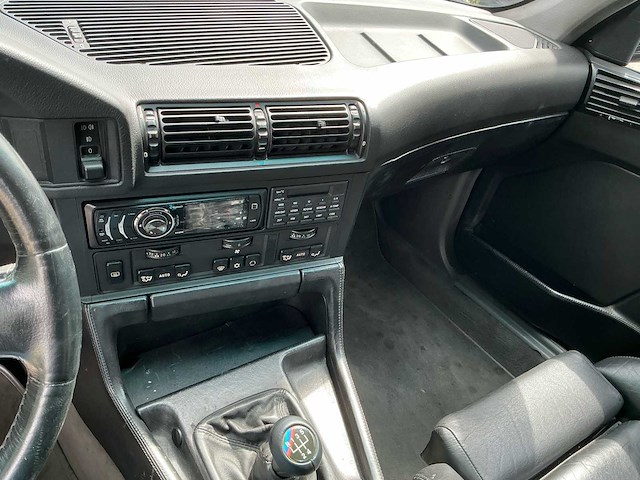 Bmw m5 m5 e34 oldtimer - afbeelding 4 van  38