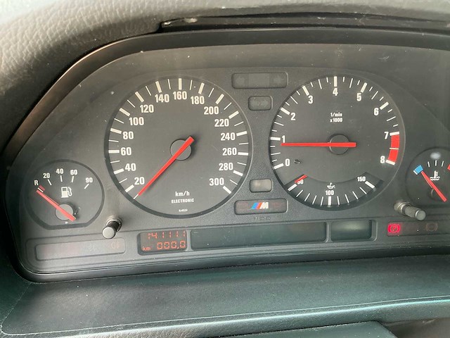 Bmw m5 m5 e34 oldtimer - afbeelding 19 van  38