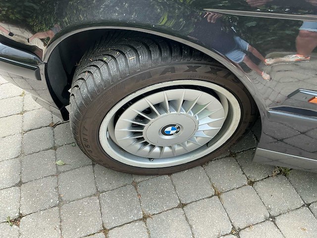 Bmw m5 m5 e34 oldtimer - afbeelding 22 van  38