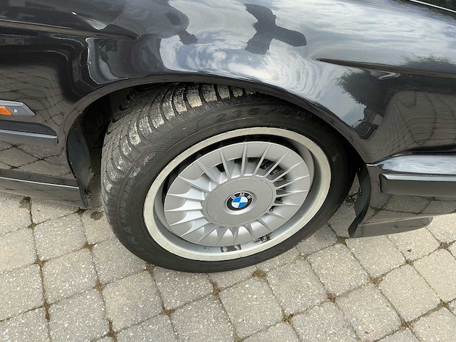 Bmw m5 m5 e34 oldtimer - afbeelding 26 van  38