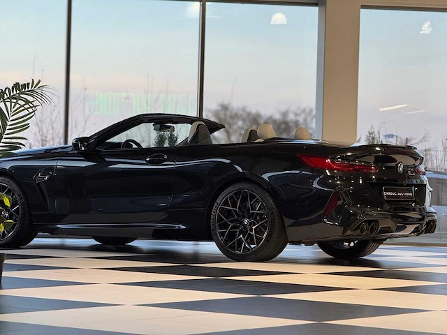 Bmw m8 competition cabriolet - afbeelding 28 van  83