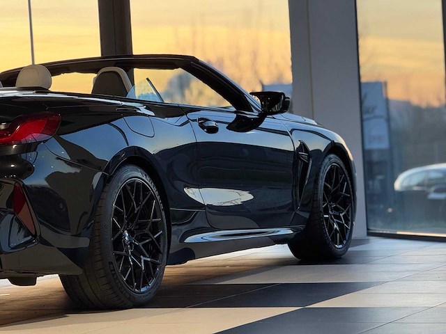 Bmw m8 competition cabriolet - afbeelding 36 van  83