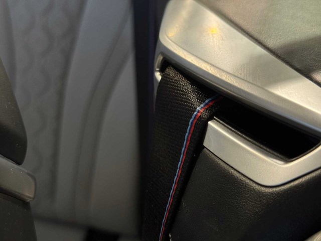 Bmw m8 competition cabriolet - afbeelding 75 van  83