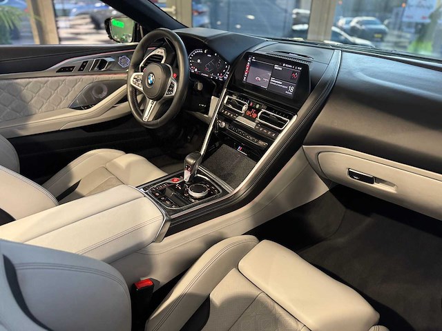 Bmw m8 competition cabriolet - afbeelding 77 van  83