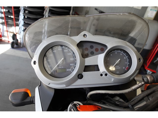 Bmw motor f650gs - afbeelding 13 van  16