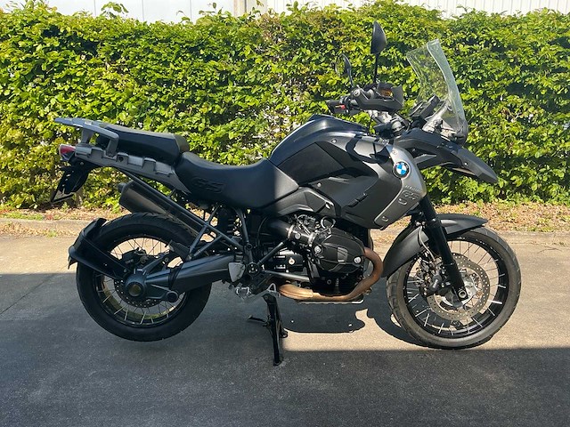 Bmw r 1200gs triple black motorfiets - afbeelding 32 van  46