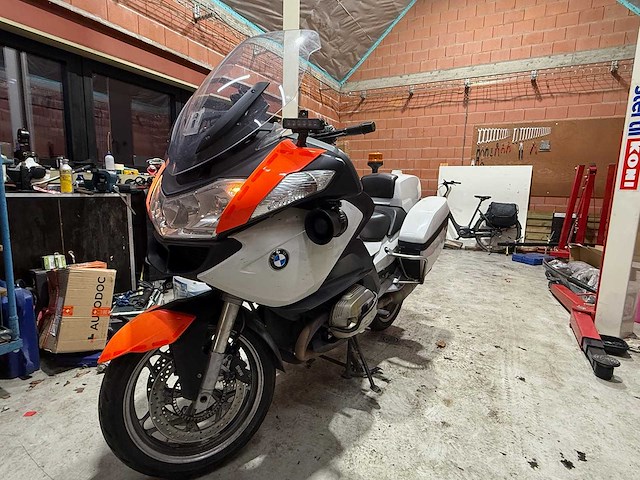 Bmw r1200rt ex-politie - afbeelding 1 van  11