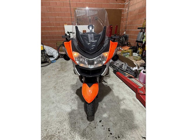 Bmw r1200rt ex-politie - afbeelding 4 van  11