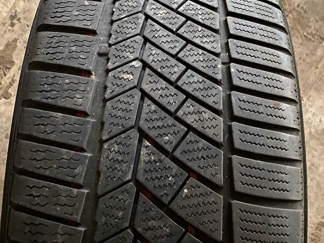 Bmw-set van 4 18-inch velgen + bmw-banden - afbeelding 2 van  2