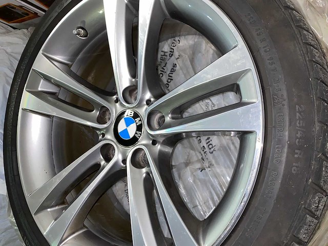 Bmw-set van 4 18-inch velgen + bmw-banden - afbeelding 3 van  4