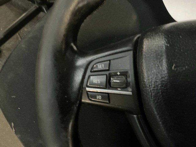 Bmw stuur en band - afbeelding 2 van  5